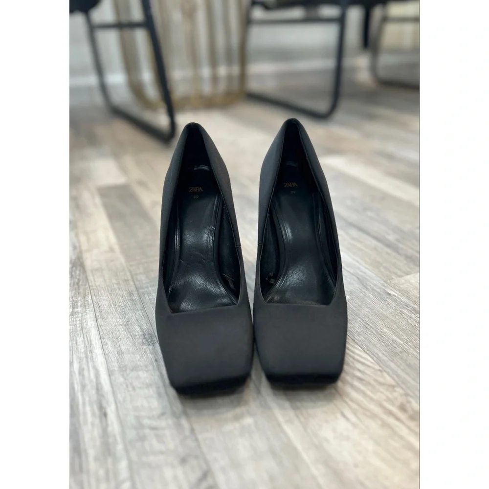 Zara Women’s Squared Toe Black Block Heel Pumps Shoes Size 39/8.5 Satin Classic - Picture 5 of 11
